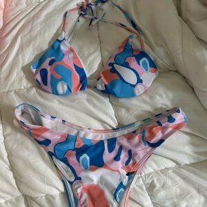 Bikini patterned set
